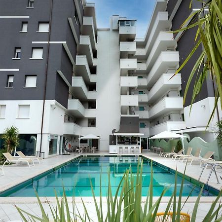 Nero D'Avorio Apartments Rimini Exteriör bild