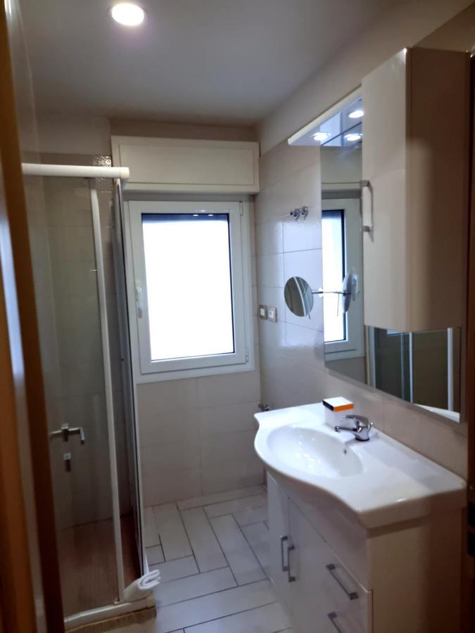 Nero D'Avorio Apartments Rimini Exteriör bild