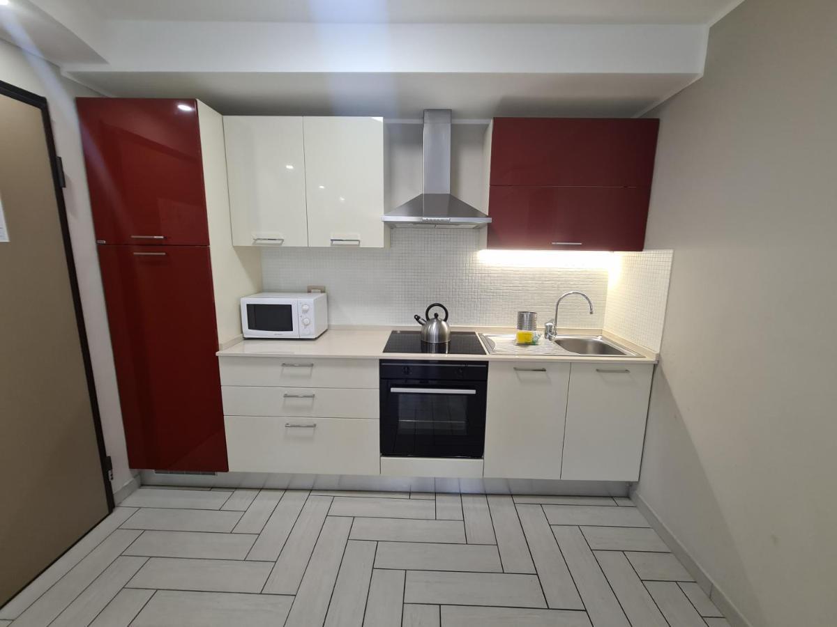 Nero D'Avorio Apartments Rimini Exteriör bild